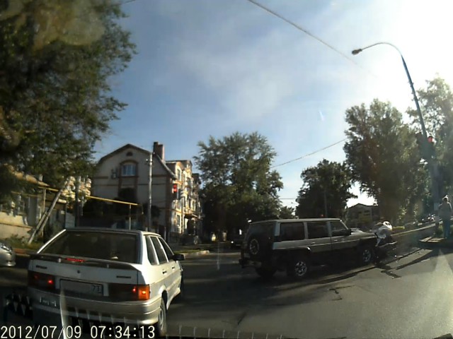 07160008.AVI_snapshot_02.50_[2012.07.09_19.19.07].jpg
