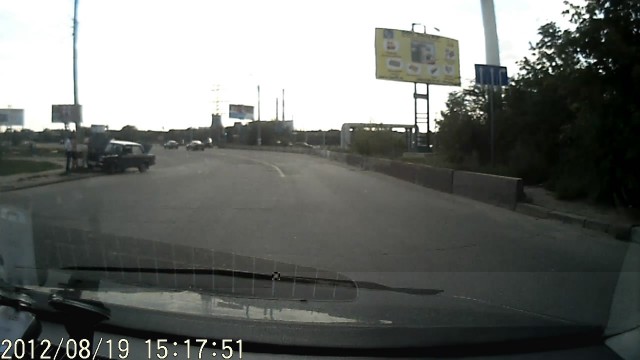 15150028.AVI_snapshot_02.12_[2012.08.19_16.11.33].jpg