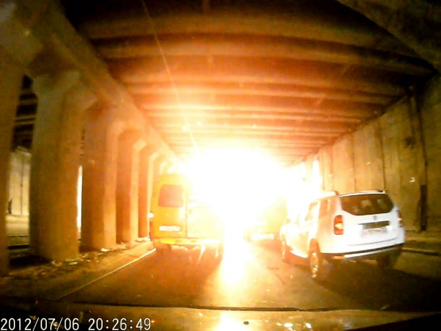20140035.AVI_snapshot_00.12_[2012.07.06_21.27.05].jpg
